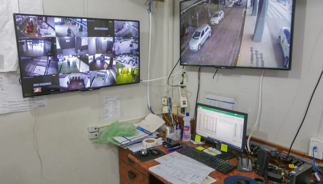 Sistema de monitoramento da rodoviária Lucídio Portella 