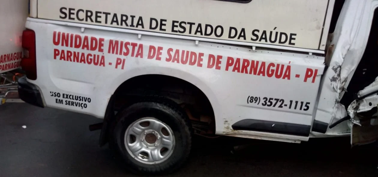 Ambulância de Parnaguá envolvida no acidente 