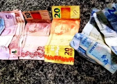 A quantia de R$81,50 que havia sido roubada foi recuperado pela Polícia Militar