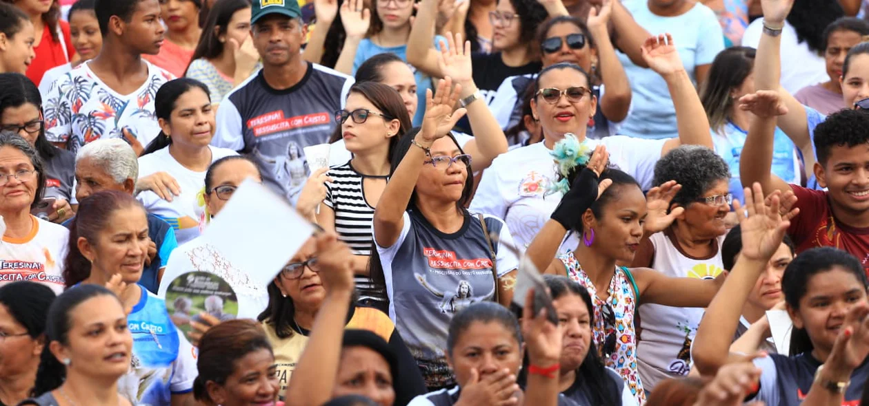 Teresina Ressuscita com Cristo que reuniu milhares de fiéis na zona leste da cidade