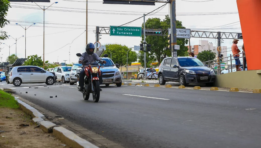 Avenida Homero Castelo Branco