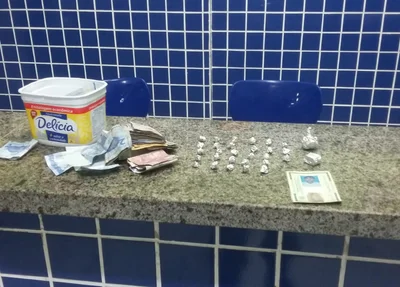 Material apreendido pela Polícia Militar