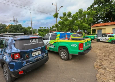 Viatura da Força Tática e Polícia Militar