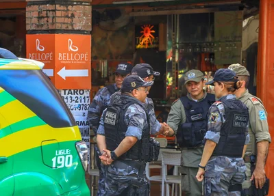 Policiais militares durante Operação