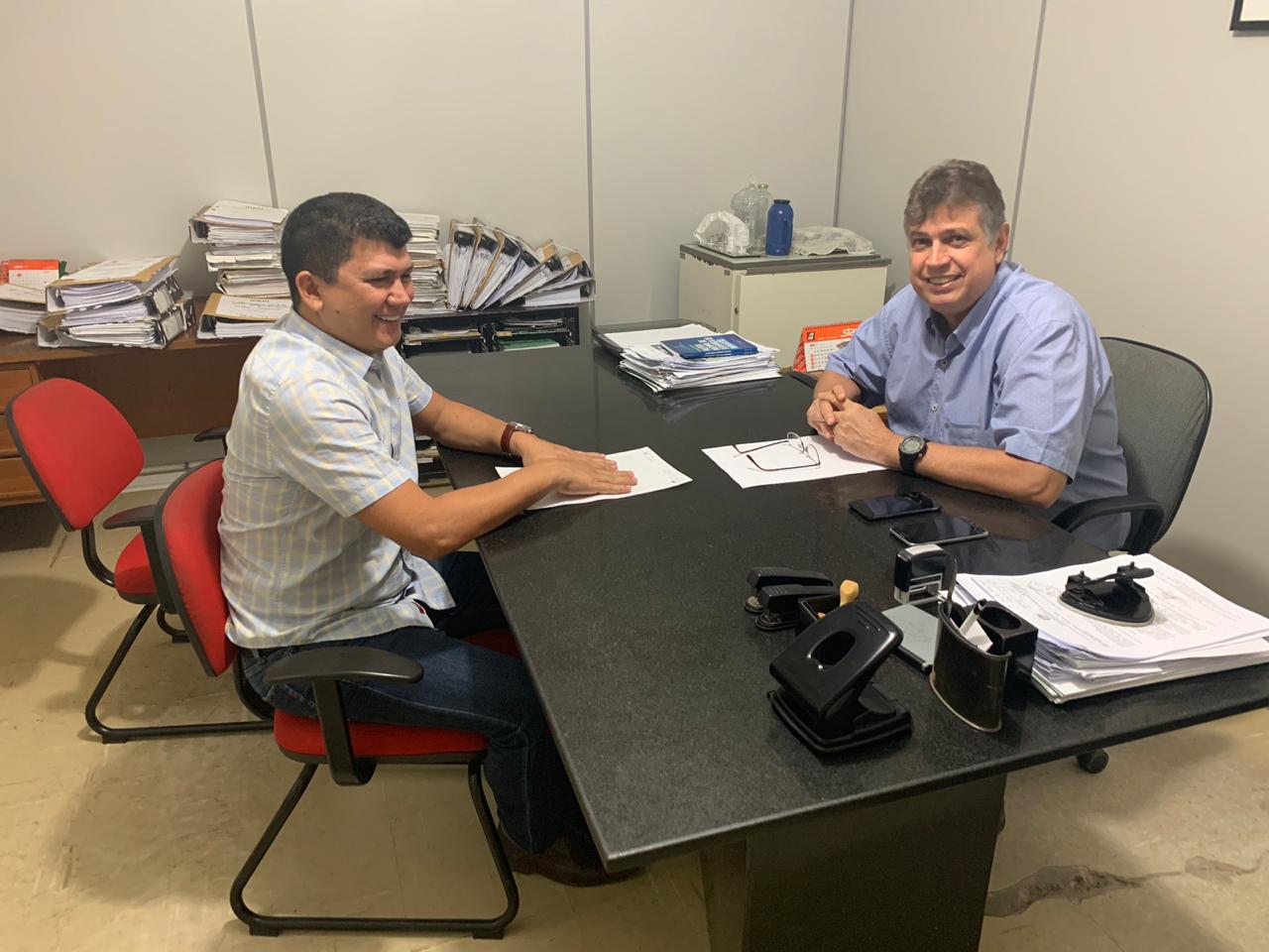 Rubens Vieira em audiência com o presidente do IDEPI, Geraldo Magela