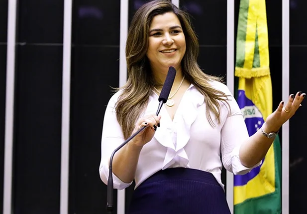 Dra. Marina Santos