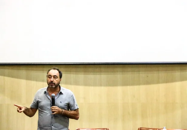 Lançamento do livro do jornalista Renato Rovai