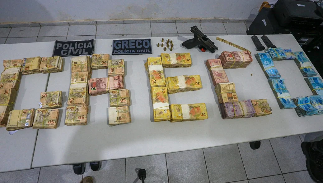 200 mil reais apreendidos pelo Greco