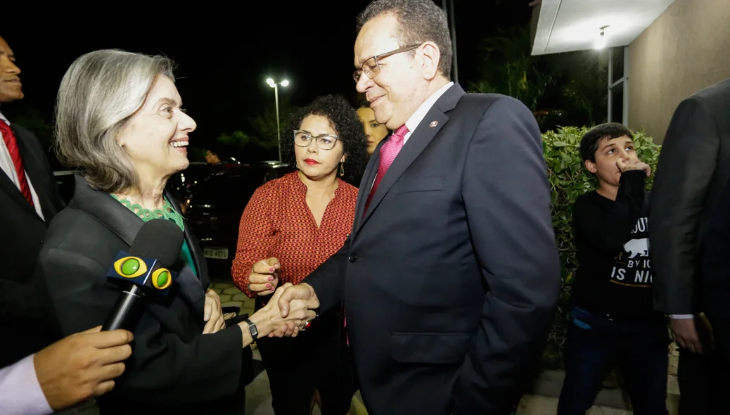 Cármen Lucia e o presidente do TJ-PI 