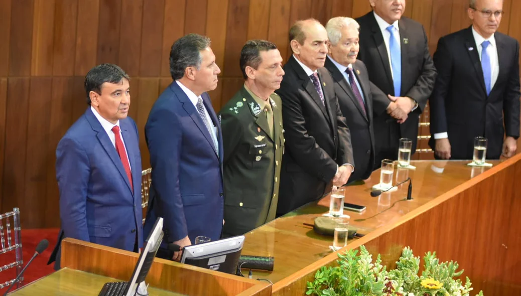 Governador Wellington Dias participa de solenidade 