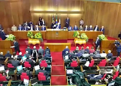 Solenidade de entrega do título de piauiense ao vice-presidente Hamilton Mourão