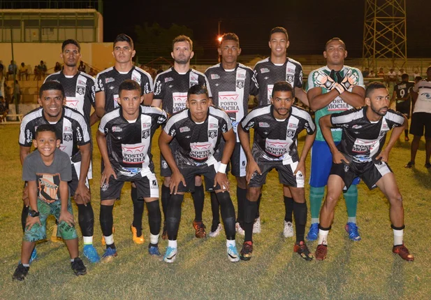 Piauí do Rosário, de Oeiras, conquista Copa Sertão de Futebol amador