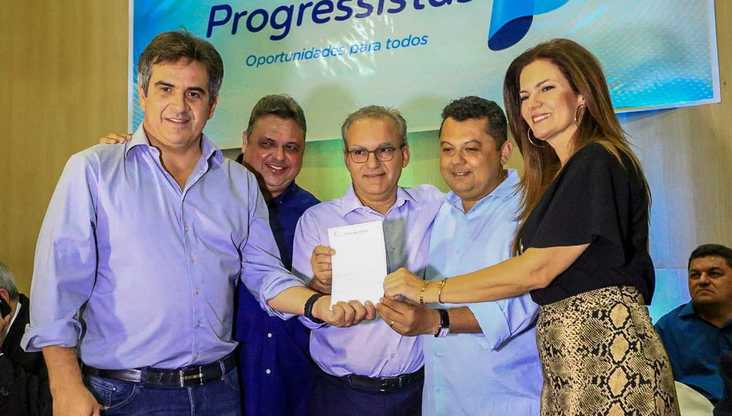 Durante o evento, prefeitos foram premiados 