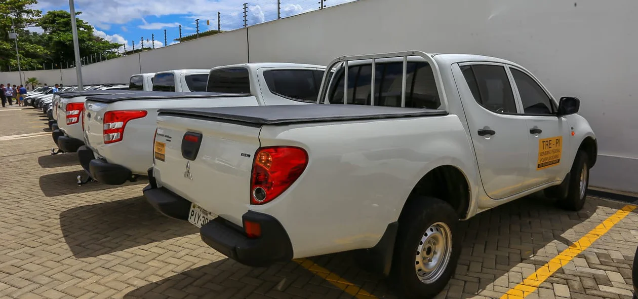 Carros foram entregues pelo TRE-PI aos cartórios