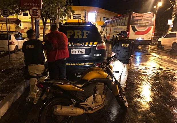 Foragido é preso em Caxias