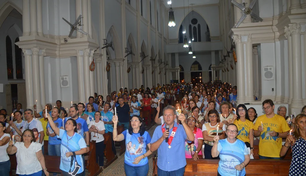 Ato de desagravo contra ataques ao bispo e ao pároco da Catedral