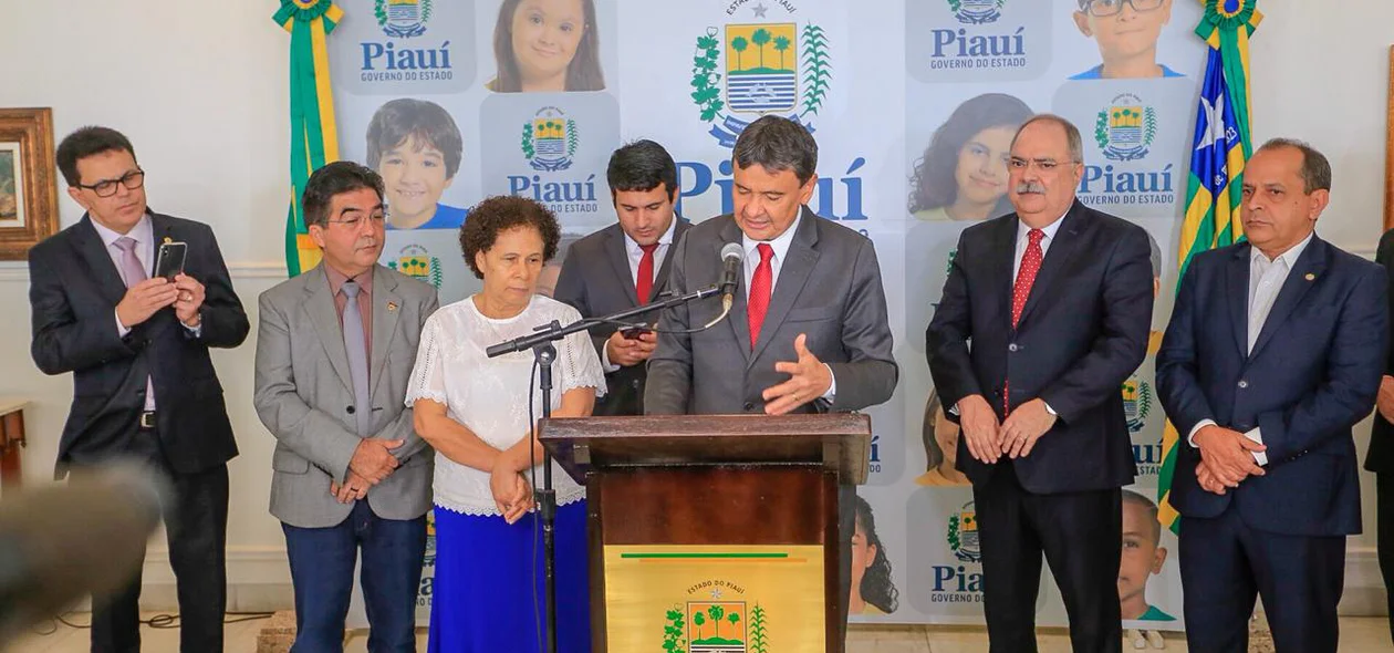 Governador Wellington Dias anuncia secretariado 