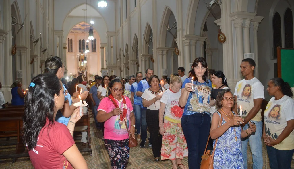 Leigos deixam a Catedral