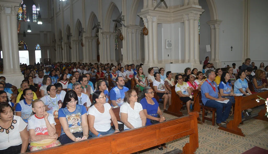 Leigos presentes à celebração