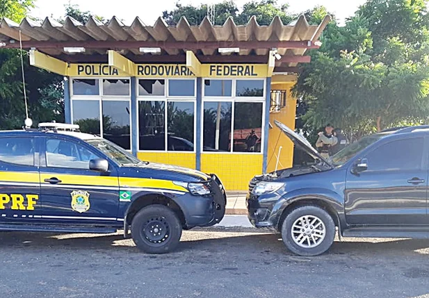Veículo apreendido pela PRF-PI