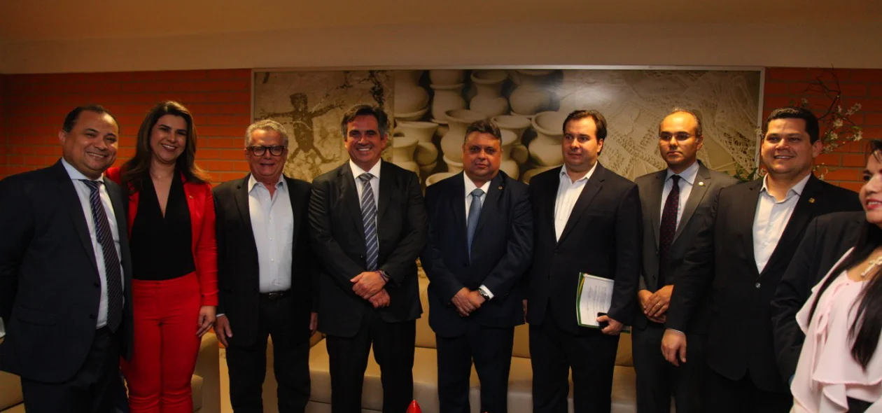 Deputados e senador Ciro Nogueira com Maia e Alcolumbre