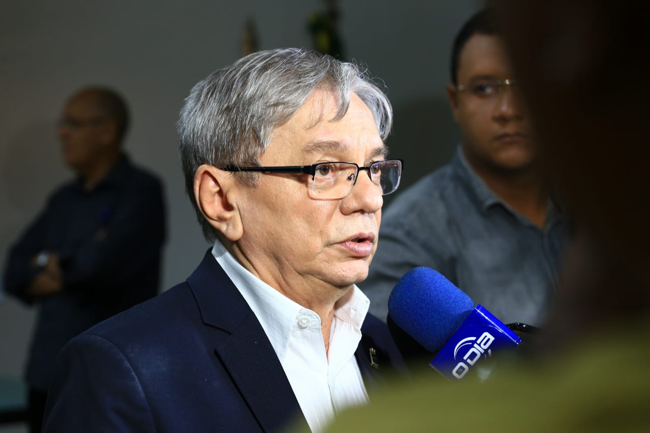 Reitor da Universidade Federal do Piauí, José Arimatéia Dantas Lopes