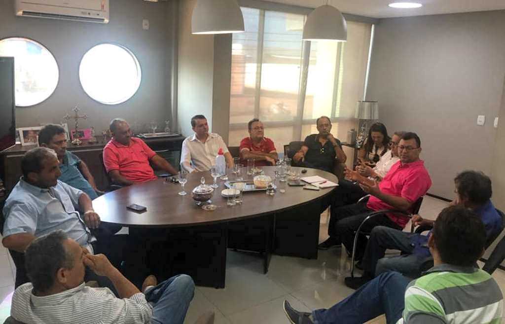 Lideranças de oposição articulam novo encontro em Picos