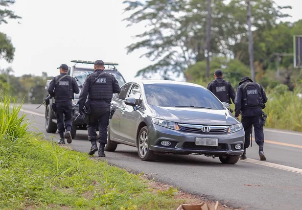 Polícia monta operação para prender assaltantes em Teresina