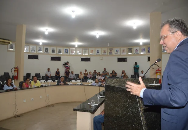 Audiência pública sobre reabertura da Policlínica de Picos