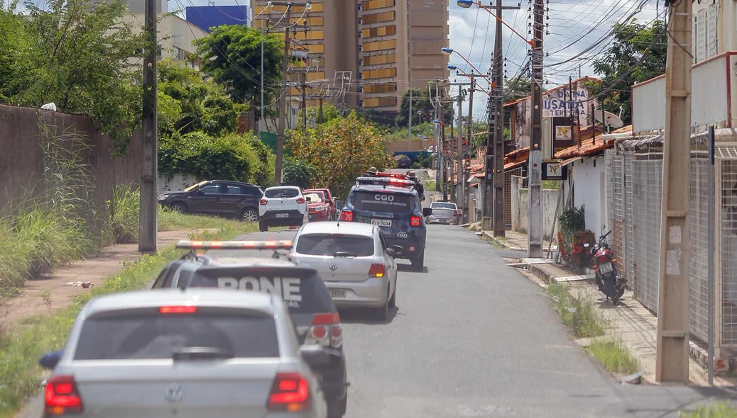 Comboio da polícia 