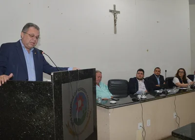 Florentino Neto participa do debate em Picos