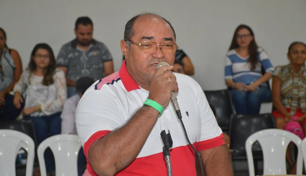 Representante de prefeito participa do debate