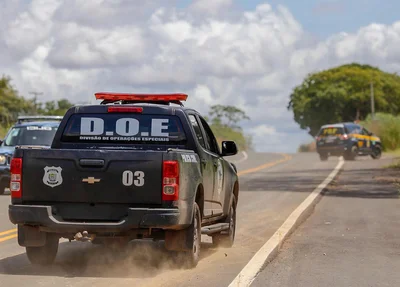 Viatura da Polícia Civil