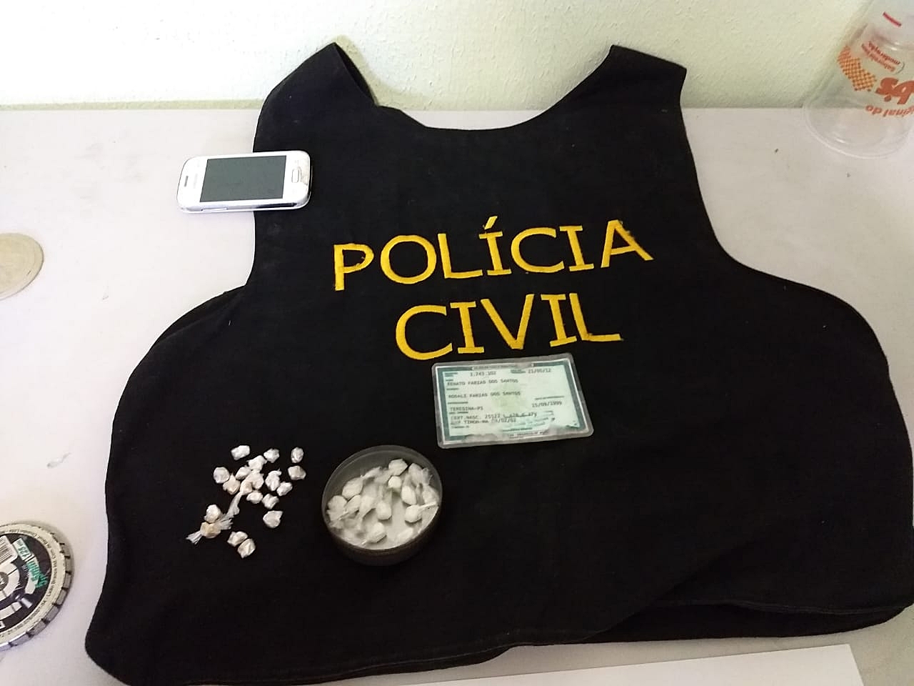 Material apreendido pela Polícia Civil