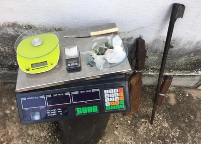 Material apreendidos nas residências