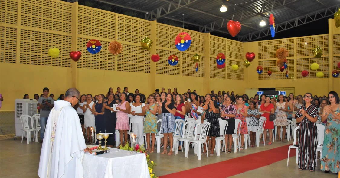 Missa em ação de graças pelo Dia das Mães em Joaquim Pires
