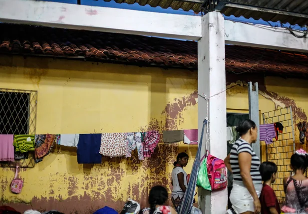 Abrigo dos venezuelanos em Teresina