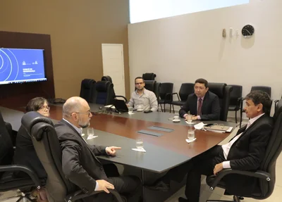 Reunião aconteceu nesta sexta-feira