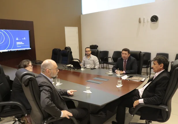 Reunião aconteceu nesta sexta-feira