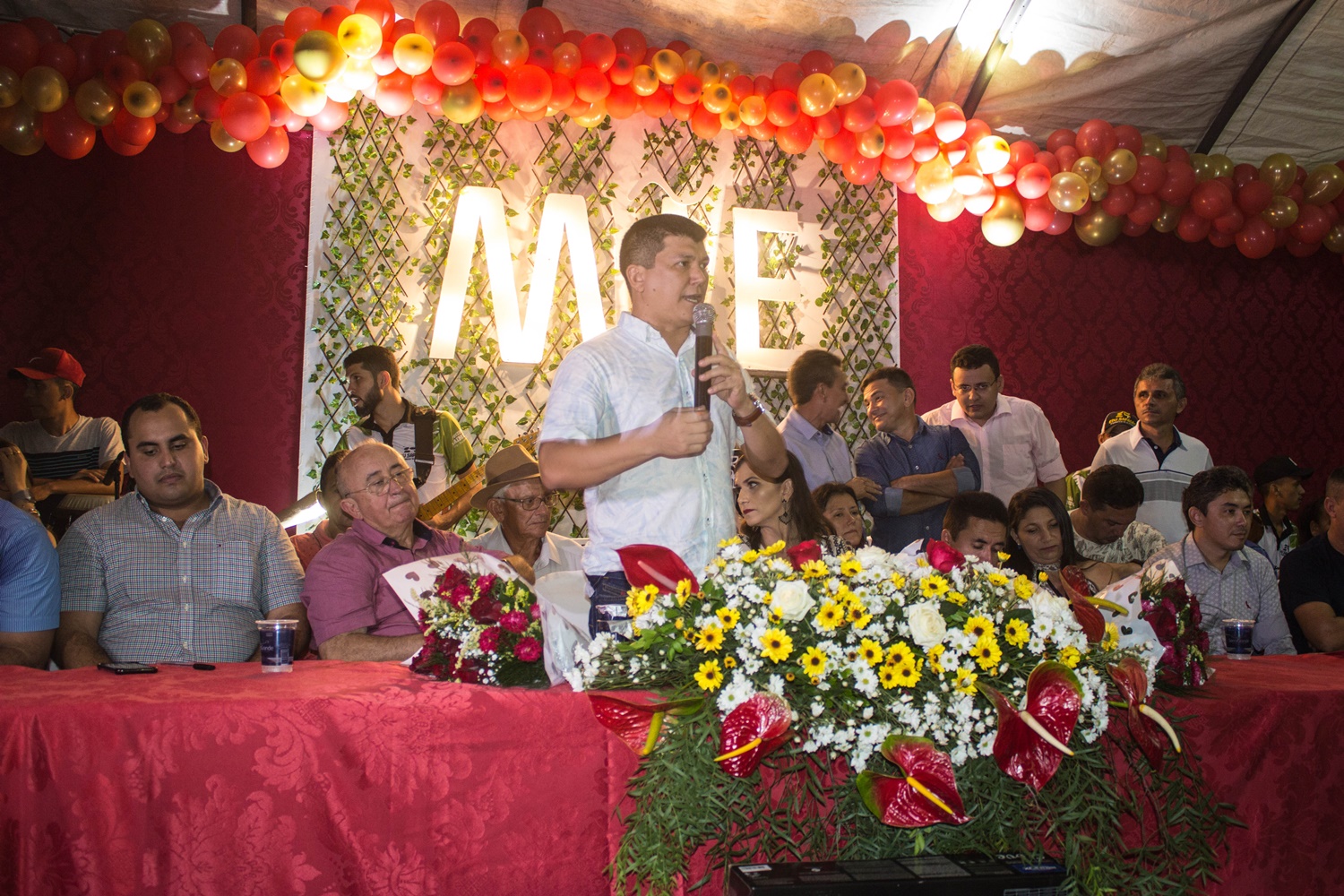 Prefeito Rubens Vieira promove Festa das Mães em Cocal