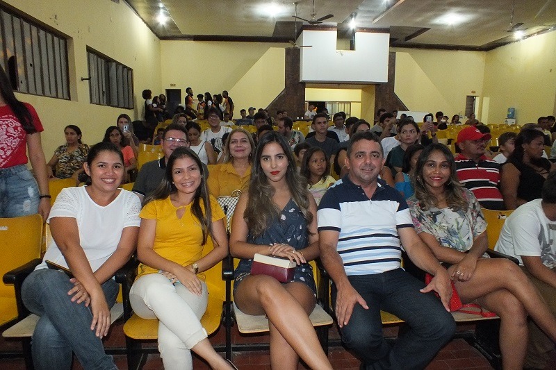Professor Ribinha marca presença no Festival de Talentos em Campo Maior