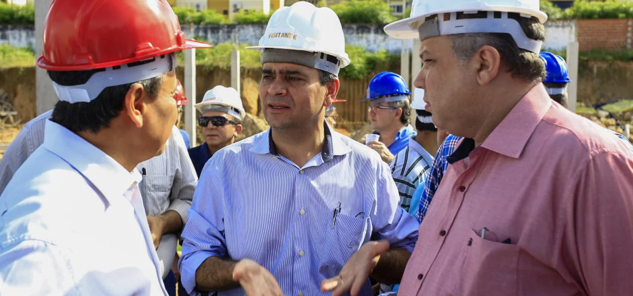 Governador Visita obra da nova maternidade 