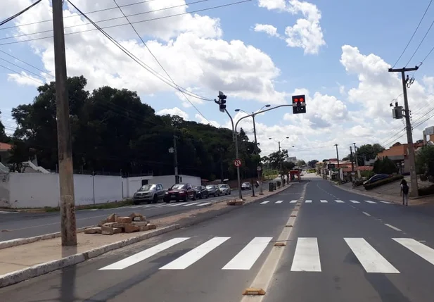 Novo Semáforo na Alaíde Marques com a Kennedy
