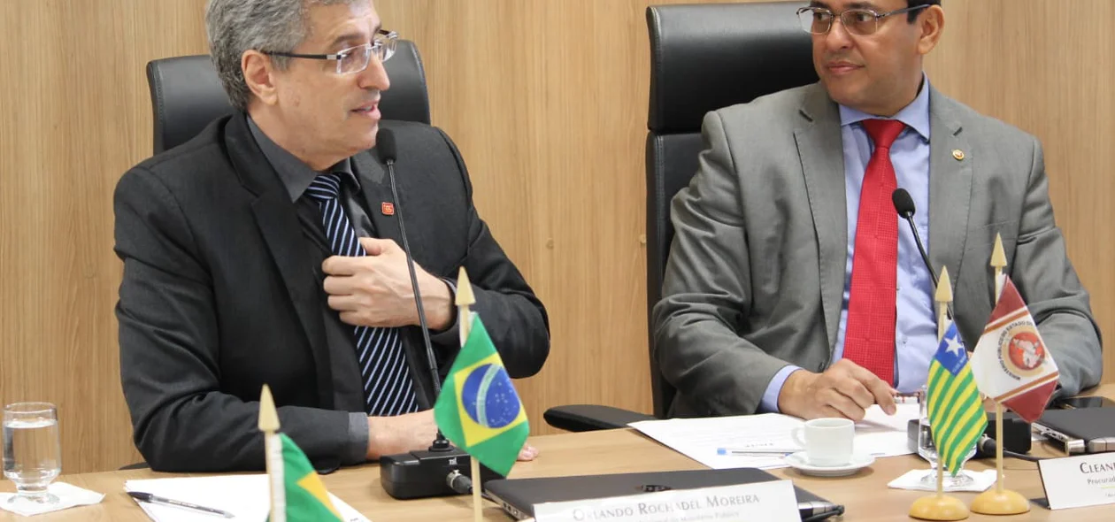 Orlando Rochadel e Cleandro Moura