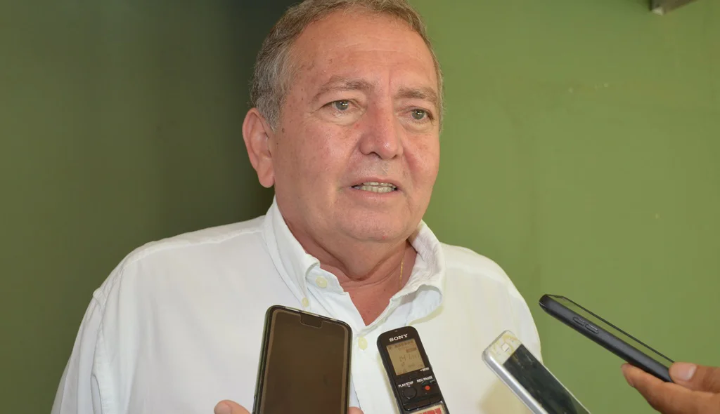 Dr. Júnior agradece apoio do prefeito Padre Walmir