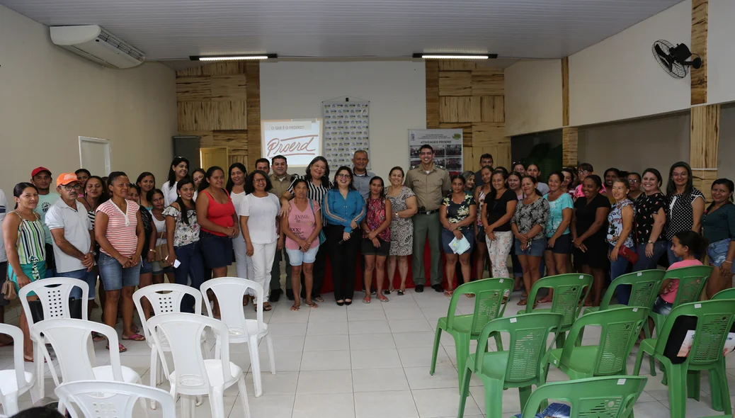 Solenidade de lançamento do Programa Educacional de Resistência às Drogas e à Violência 