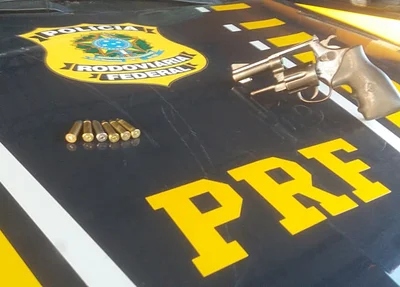 Arma encontrada pela PRF-PI