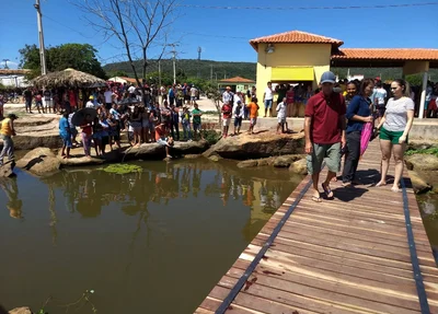 Açude na cidade de Paquetá