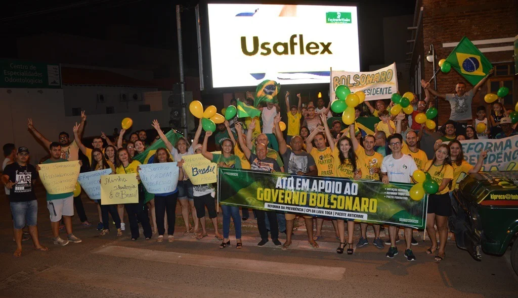 Ato terminou em frente a Galeteria