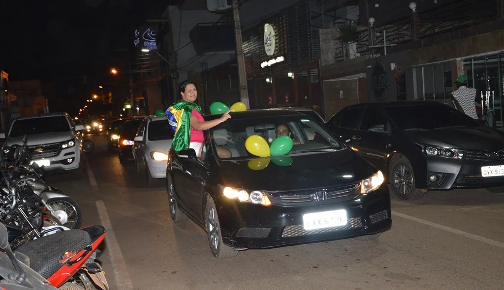 Carreata passou pelas ruas centrais de Picos